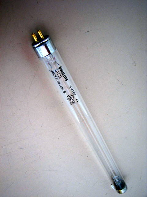 Philips TUV 11W FAM/10X25BOX Germicidal UV-C Lamp